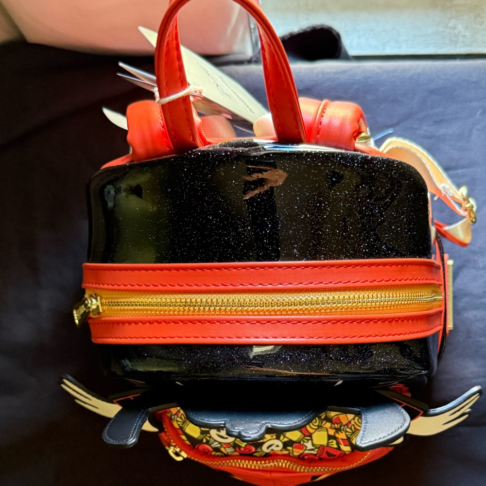 Loungefly Disney Donald Duck Vampire Costume 10” Mini Backpack-NWT - Picture 8 of 11